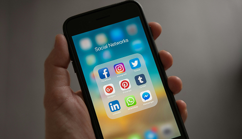 pexels tracy le blanc 67789 607812 1 2 Jijo Joseph